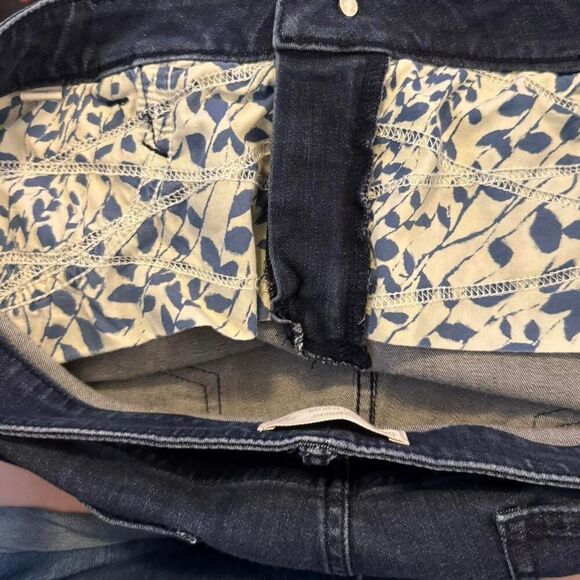 J. Jill Smooth-fit Barely Bootcut Dark Wash whiskered Denim Jeans Size 16P - Picture 4 of 5